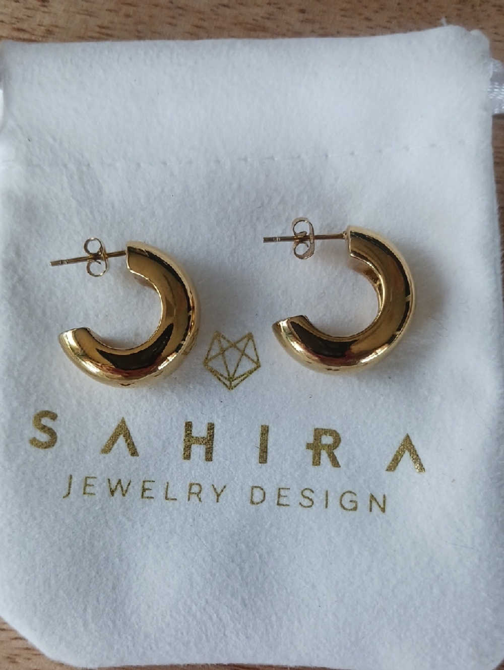 Sahira Design 18k Gold Plate Hoop